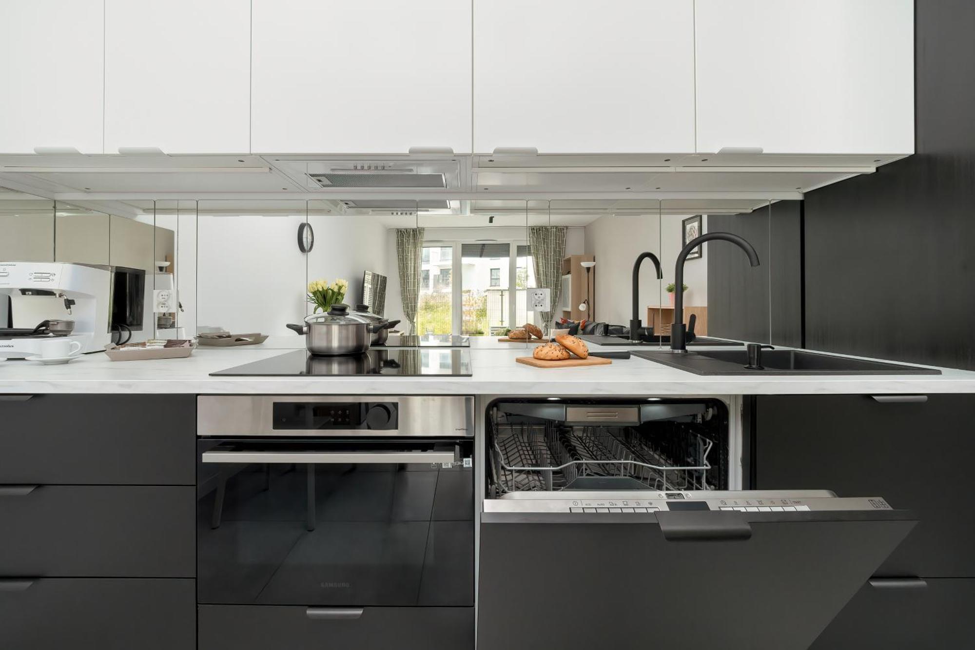 Sea And Stadium Apartments In Good Design With Parking & Garden By Rent Like Home Gdańsk Zewnętrze zdjęcie